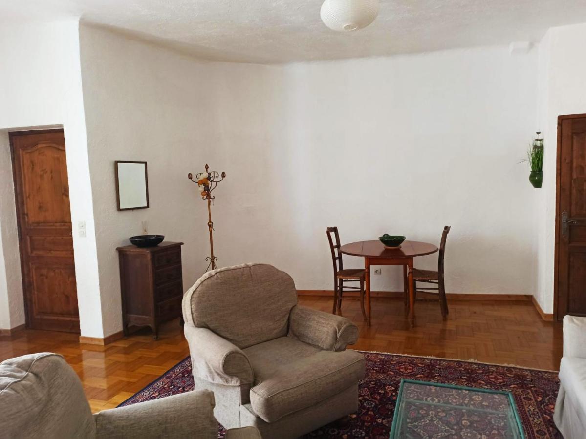 Apartment In The Heart Of Cotignac Zewnętrze zdjęcie
